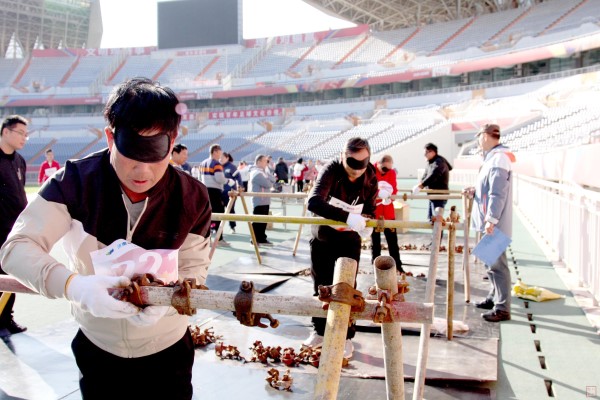 22.趣味项目：蒙眼拆装卡扣